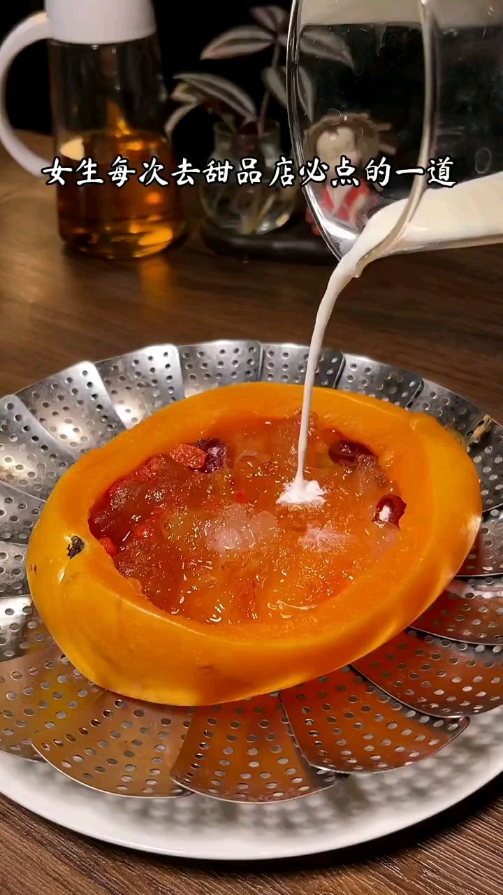 女生每次去甜品店必点的一款美容养颜甜品