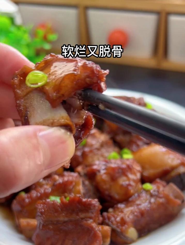 酱香排骨最简单的做法，软烂脱骨入味，吃一次忘不了