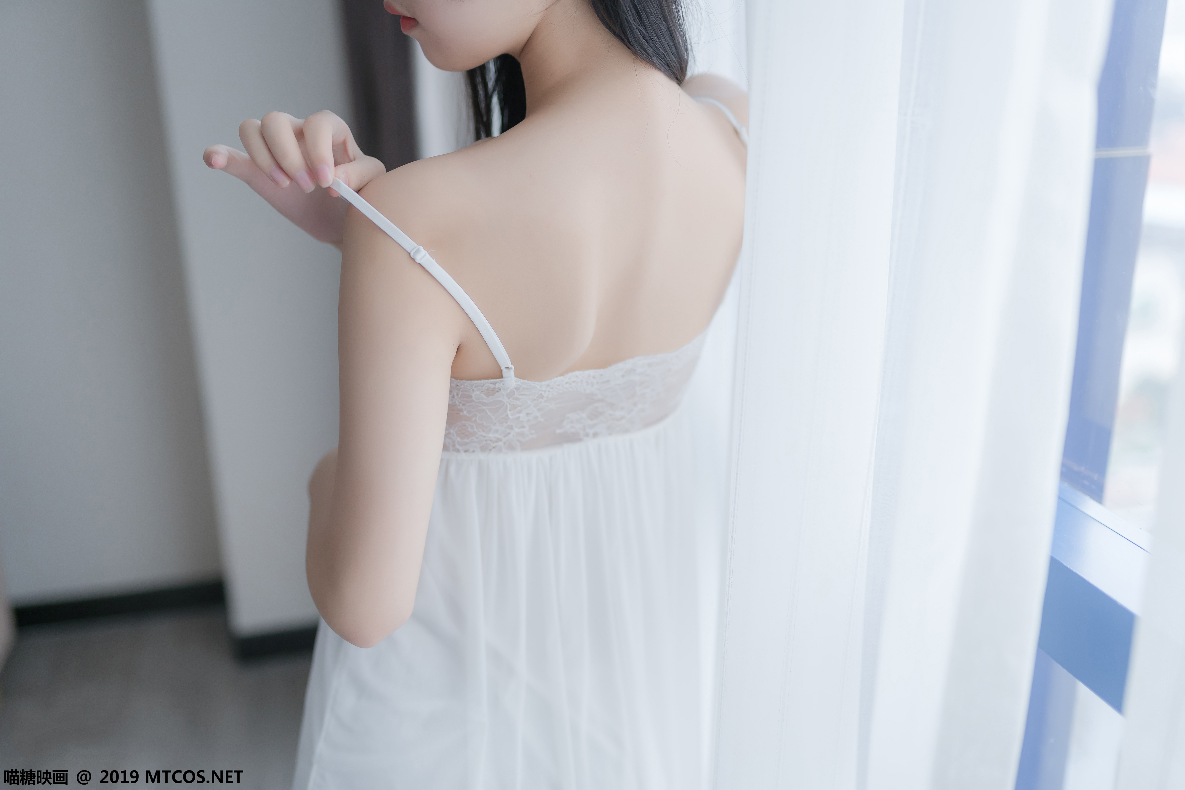 图片[23]-[MTCos] 喵糖映画 Vol.069 萌芽儿o0 白纱裙-六色网