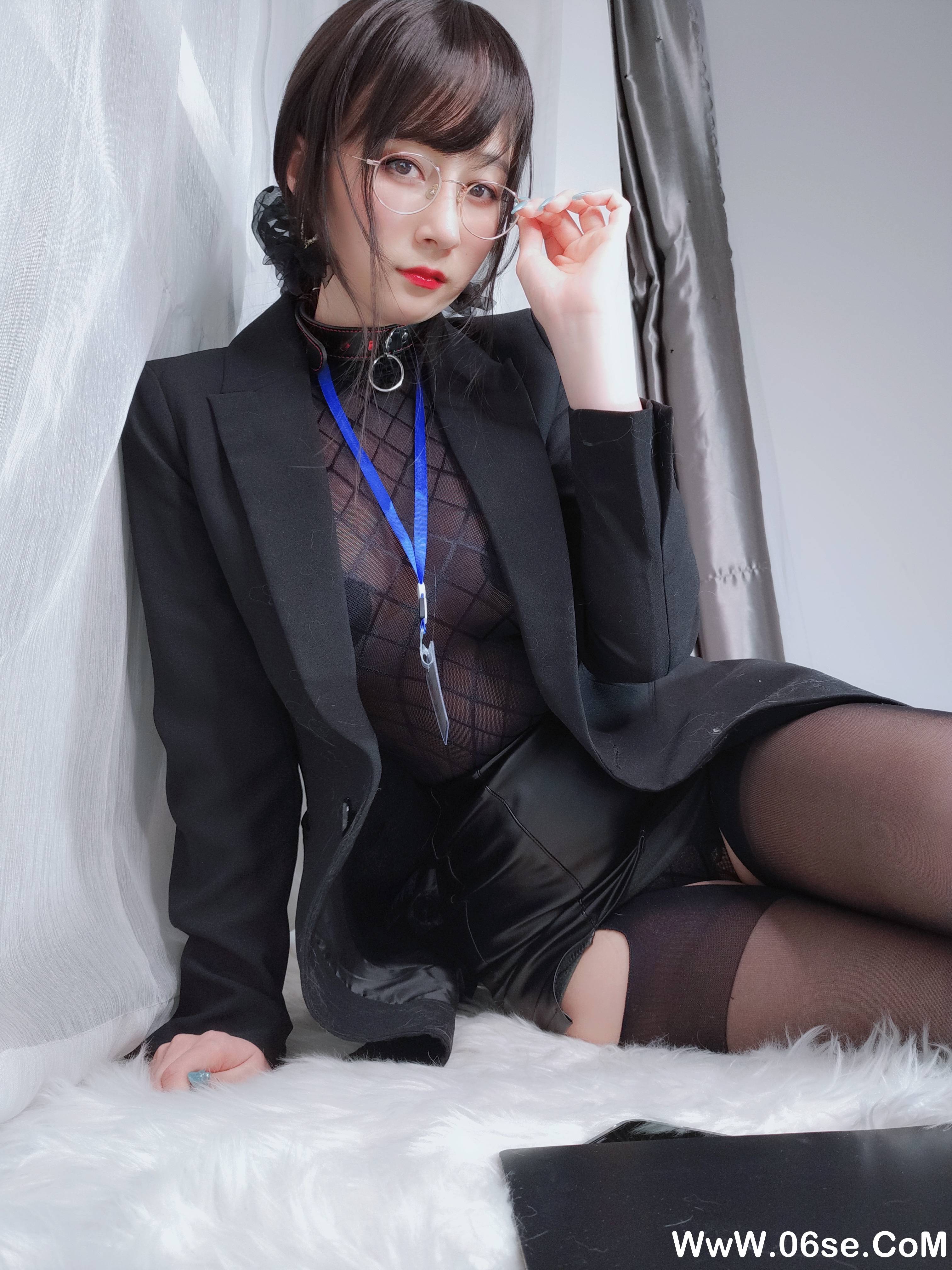 图片[19]-Coser小姐姐白银  NO.088– 黑丝情趣 [144P+8V1.22G]-六色网