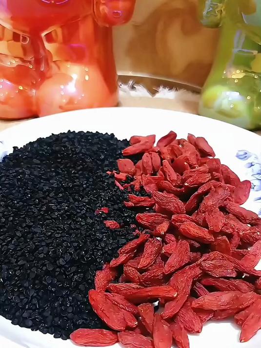 枸杞子配韭菜籽,男性常饮益处多!#健康扬帆季#