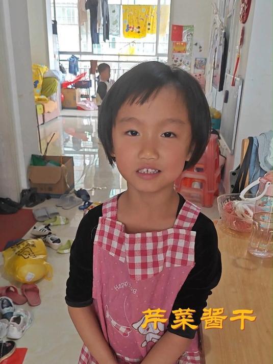 小学生做菜之第二道菜芹菜酱干