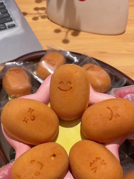 诺贝达爆浆微笑鸡蛋仔 蛋糕松软小糕点