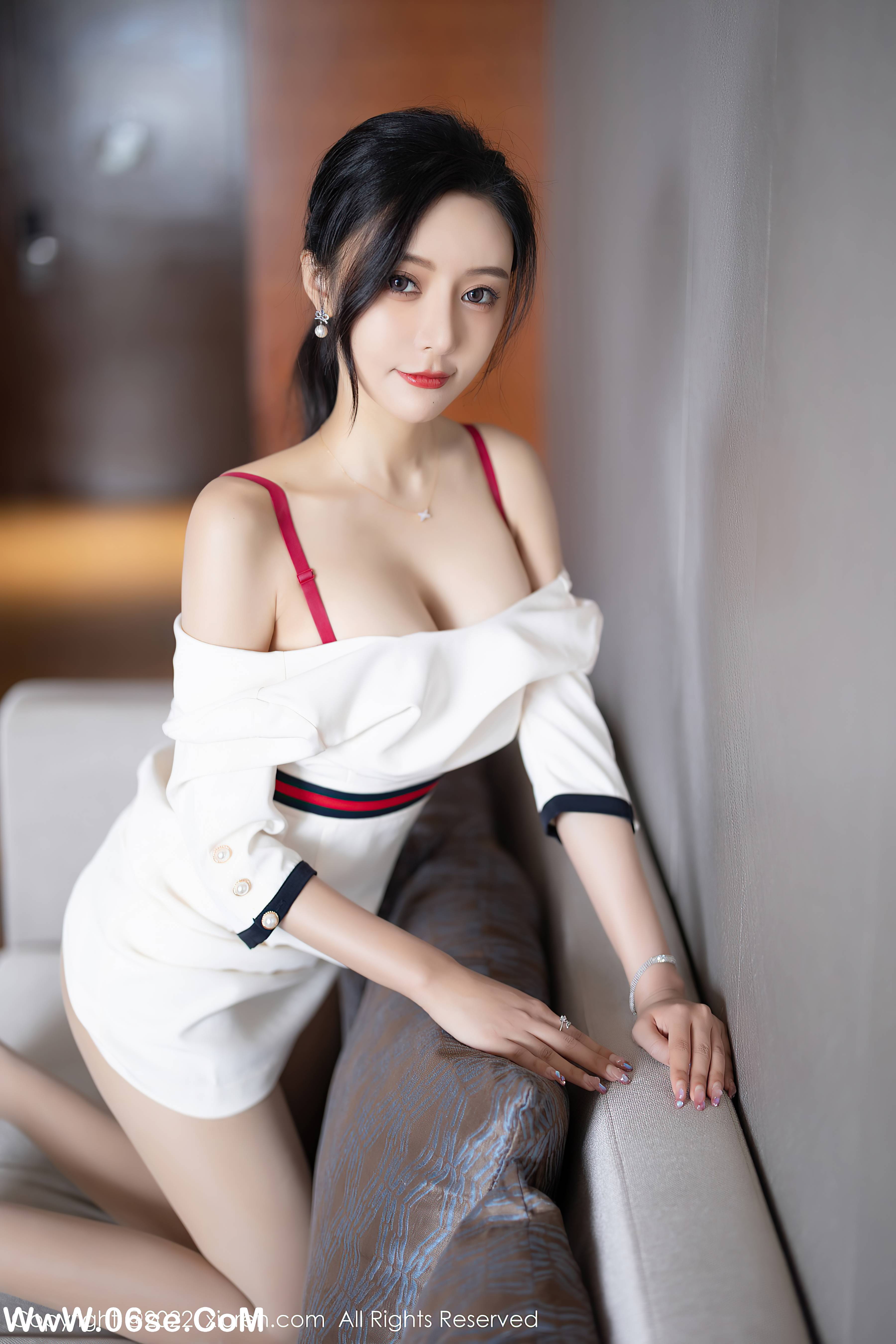 图片[39]-[XIUREN秀人网] 2022.05.05 NO.4963 王馨瑶yanni[71+1P596M]-六色网
