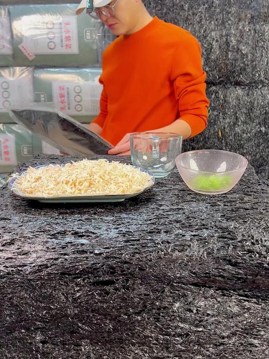 福建霞浦的头水紫菜，免水洗，味道鲜美，口感脆嫩，快来试试