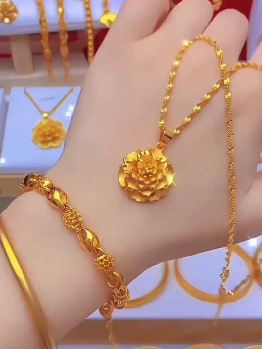 足金牡丹花吊坠 每个女人都是人间富贵花应该被珍爱