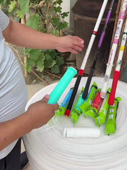 钓到大鱼不脱手！硅胶鱼竿把套软防滑，升级款耐磨握竿笑开花～