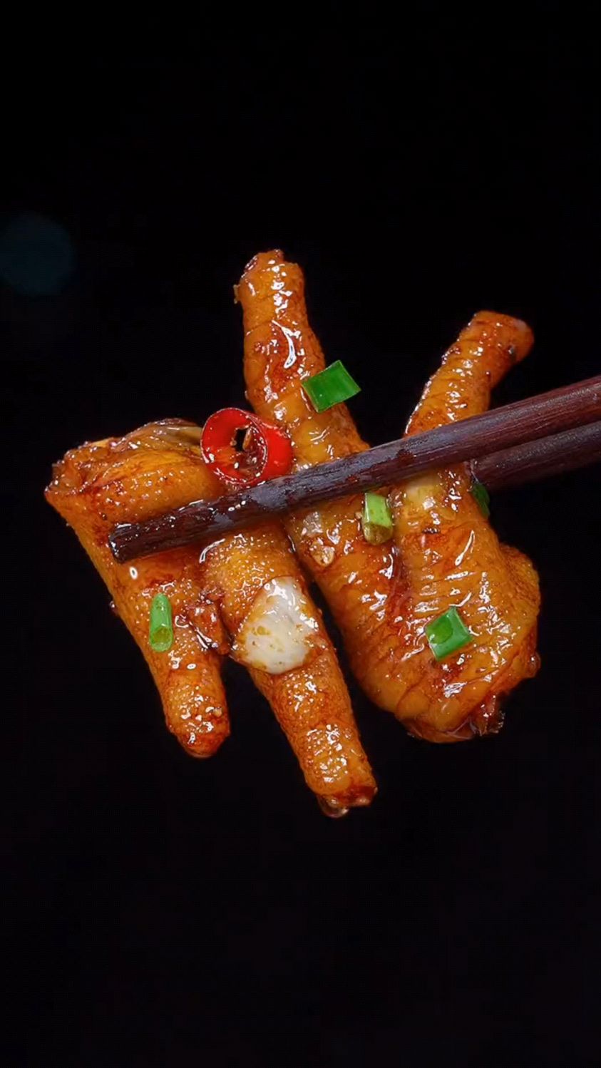 蒜香鸡爪的家常做法