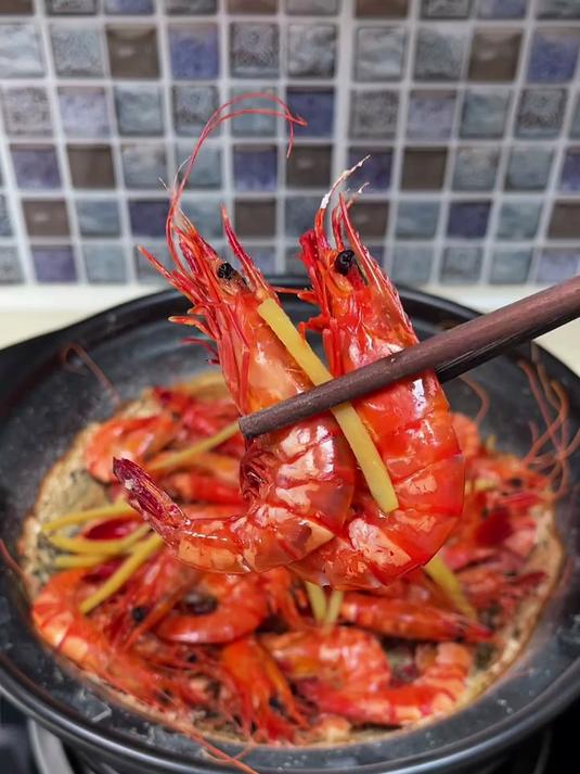 盐焗虾做法简单，原汁原味，鲜美无比