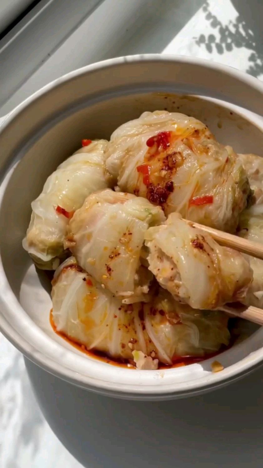 白菜卷肉馅蒸熟了吃既好吃又美味赶快收藏起来回家做