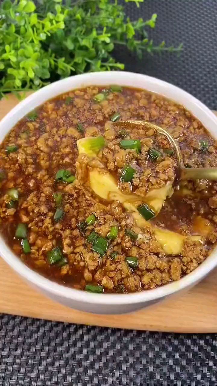 鲜嫩爽滑的肉末蒸蛋,大人小孩都爱吃~