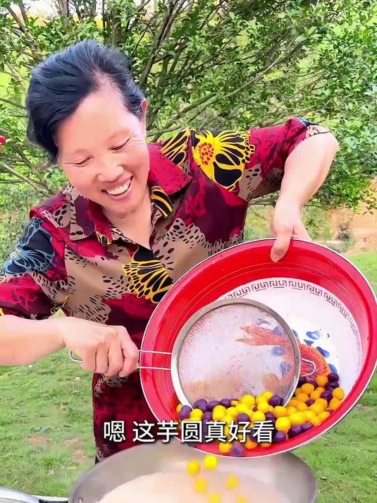 在家就能做的超简单自制奶茶!快来试试吧!