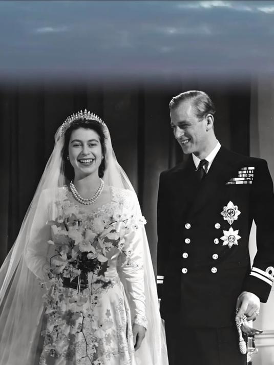 1947年英国女王婚礼蛋糕,被中国买家以3000英镑买下,还能吃吗?