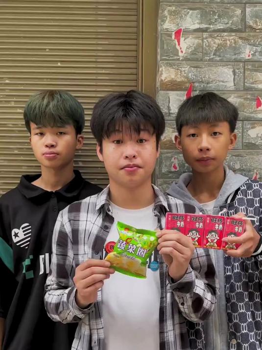 味蕾的三重奏:水彩画般的鲜妍,檀香味的醇厚,丝绸质的柔滑