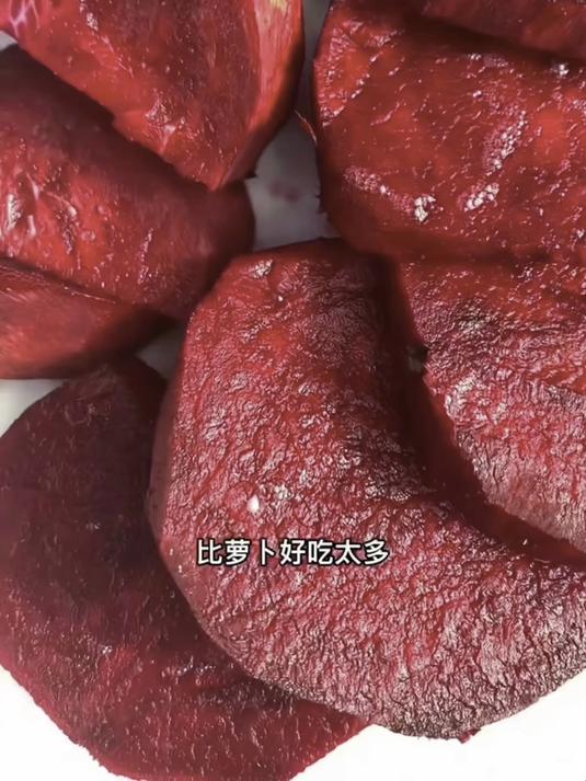 甜菜根和鸡蛋搭配,营养全面又好吃,早餐新选择!