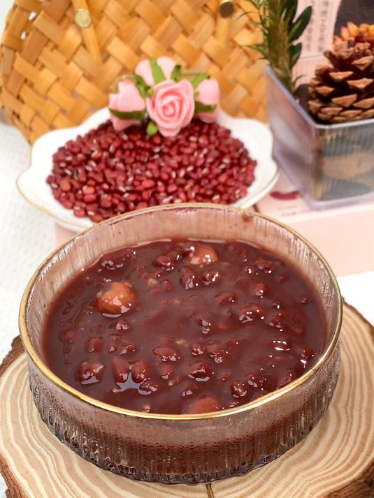 冬意浓浓就来碗陈皮莲子红豆沙,软糯香甜非常好吃
