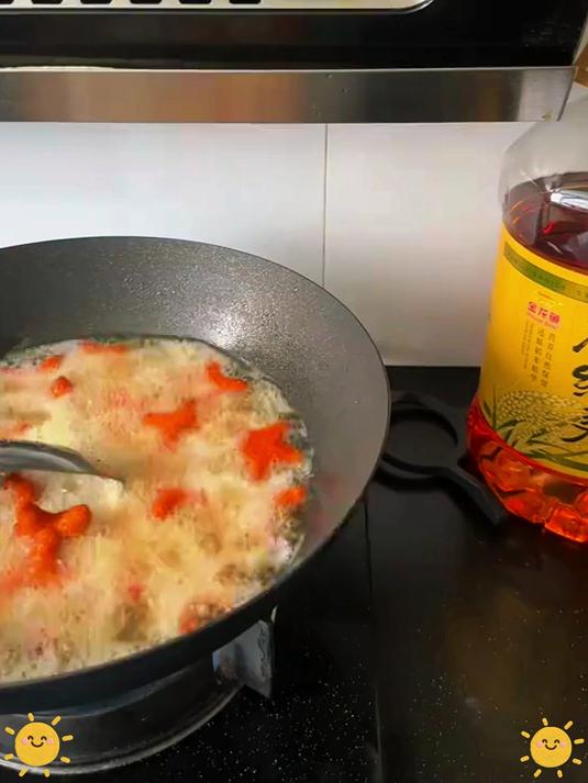 吃油也要讲究!金龙鱼谷维多油让每一餐都充满安心
