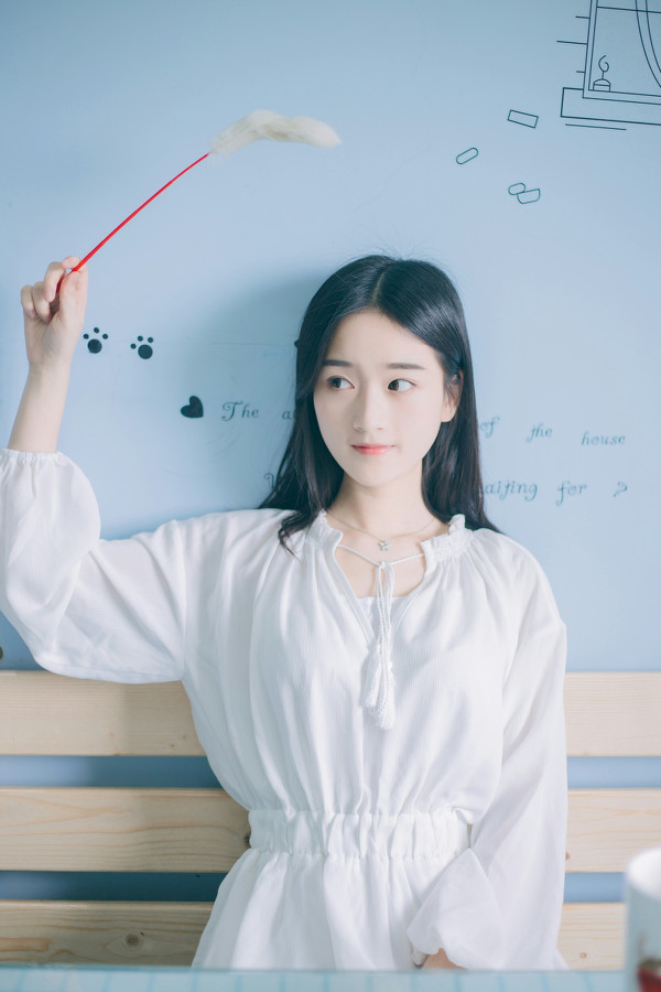 图片[9]-少女和猫-六色网