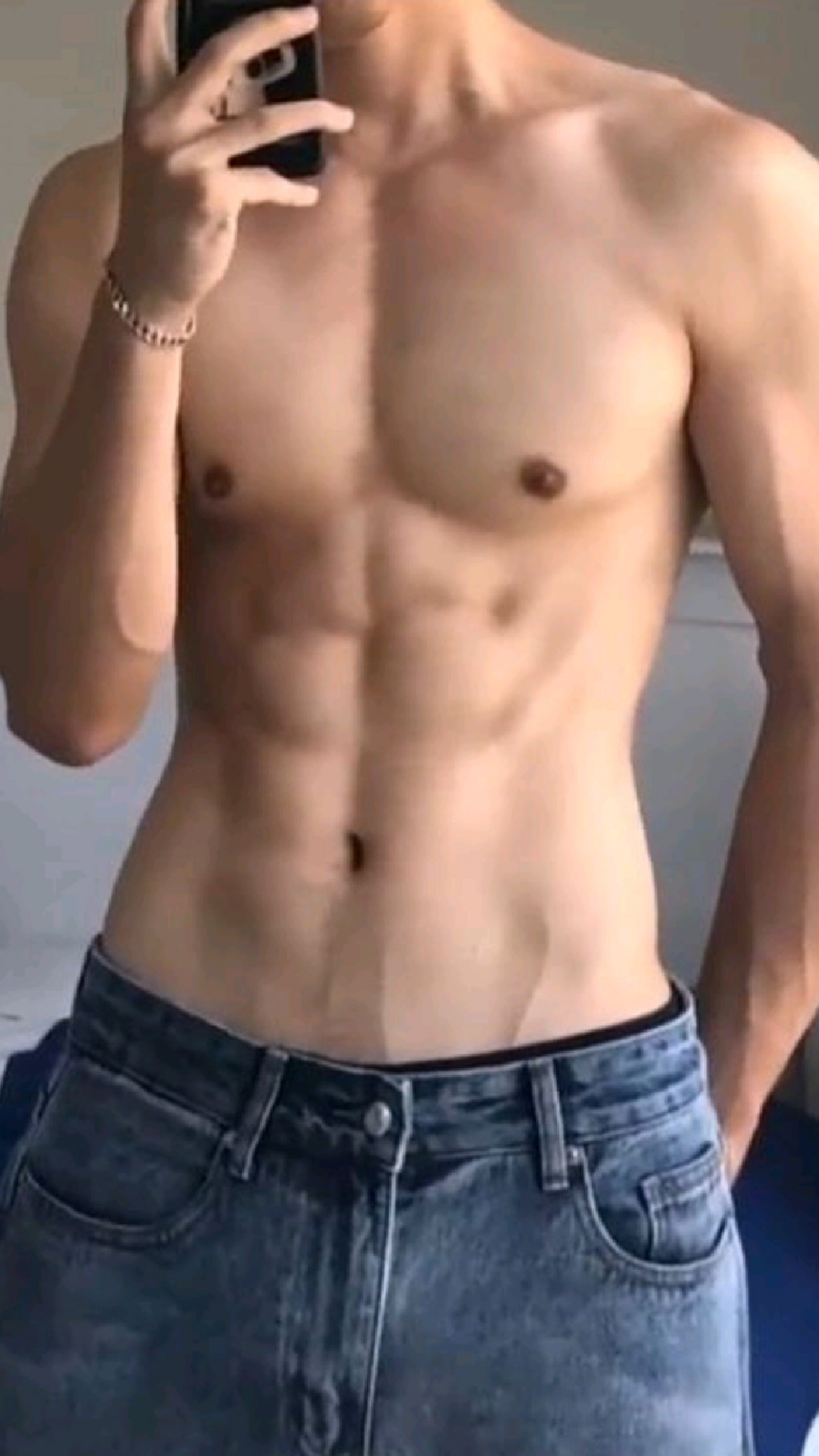 腹肌裤子拉最低挑战 如果这是你的男朋友你会几点回家
