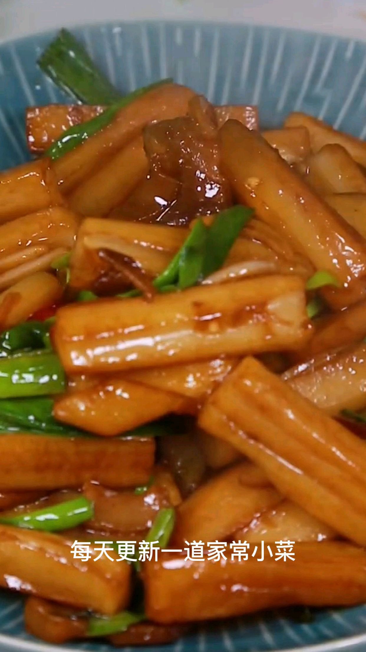 莲藕的家常做法,这样炒香脆好吃