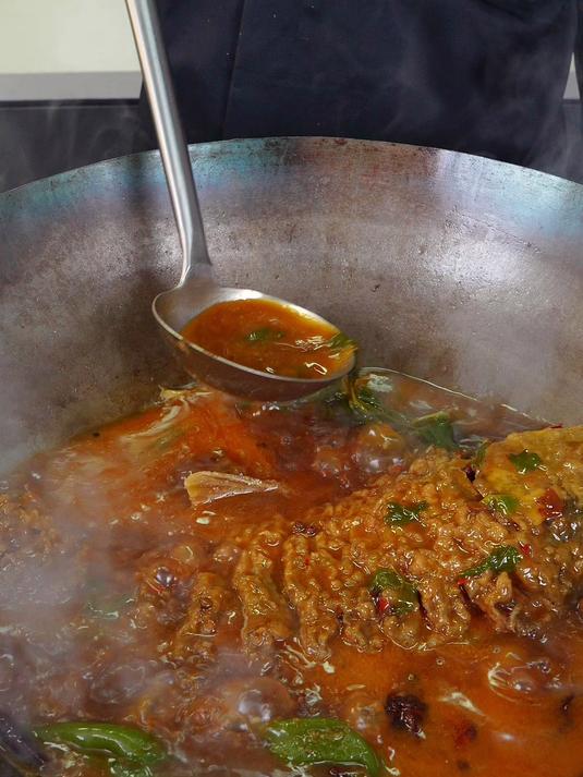 红烧鲤鱼肉质鲜嫩多味多汁真的太好吃了