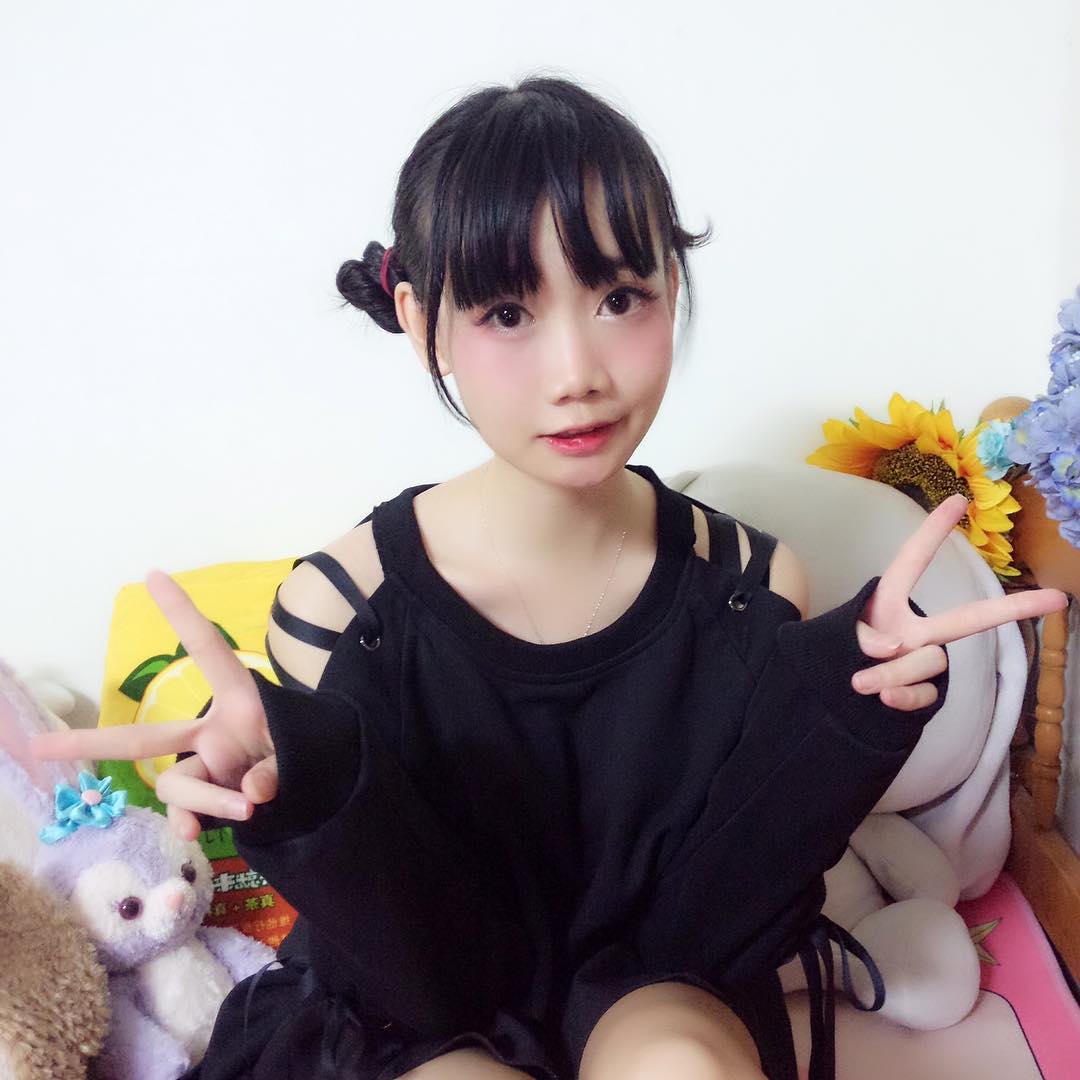 图片[405]-焖焖碳 NO.001 – 微博图片视频打包合集[1459P+98V657M]-六色网