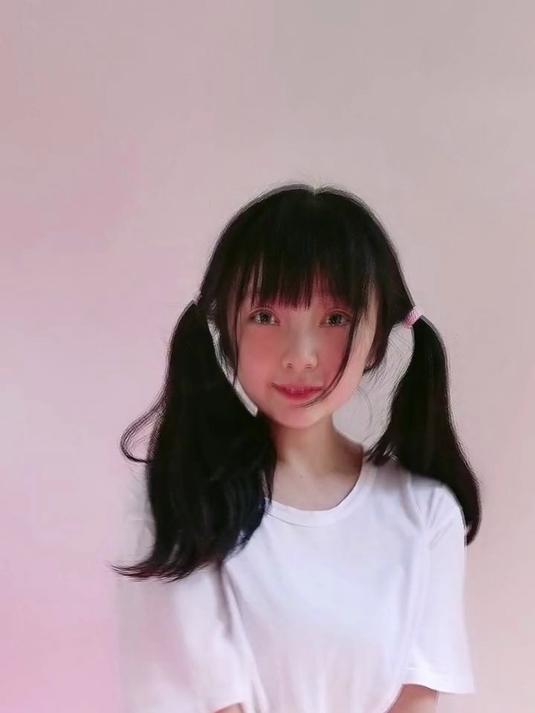 看着我逐渐大了的肚子 心里百感交集……不知道孩子爸是谁 是炸鸡啤酒小龙虾 还是火锅烧烤麻辣