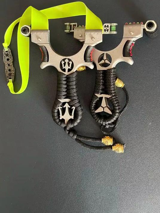 弹弓合金弹弓扁皮弹弓专用快压精准弹弓高精度