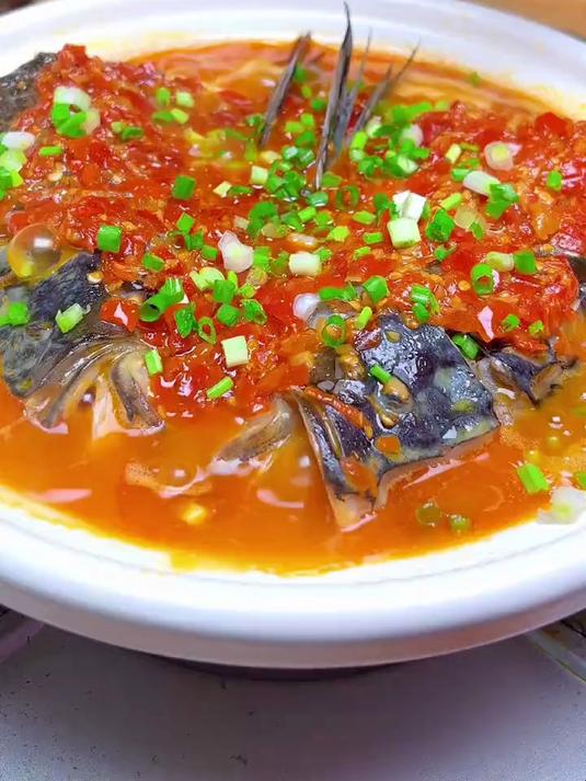 以后想吃剁椒鱼头了你就这样做