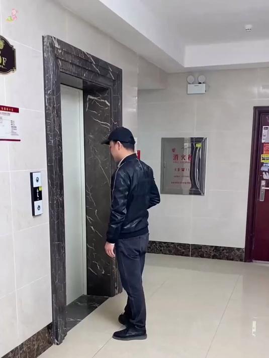 指甲长肉里怎么办?试试这款鹰嘴钳,3 秒修剪断,不伤手指!