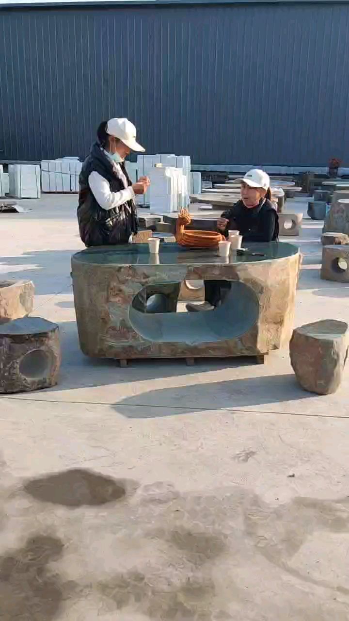 鹅卵石桌子庭院摆件