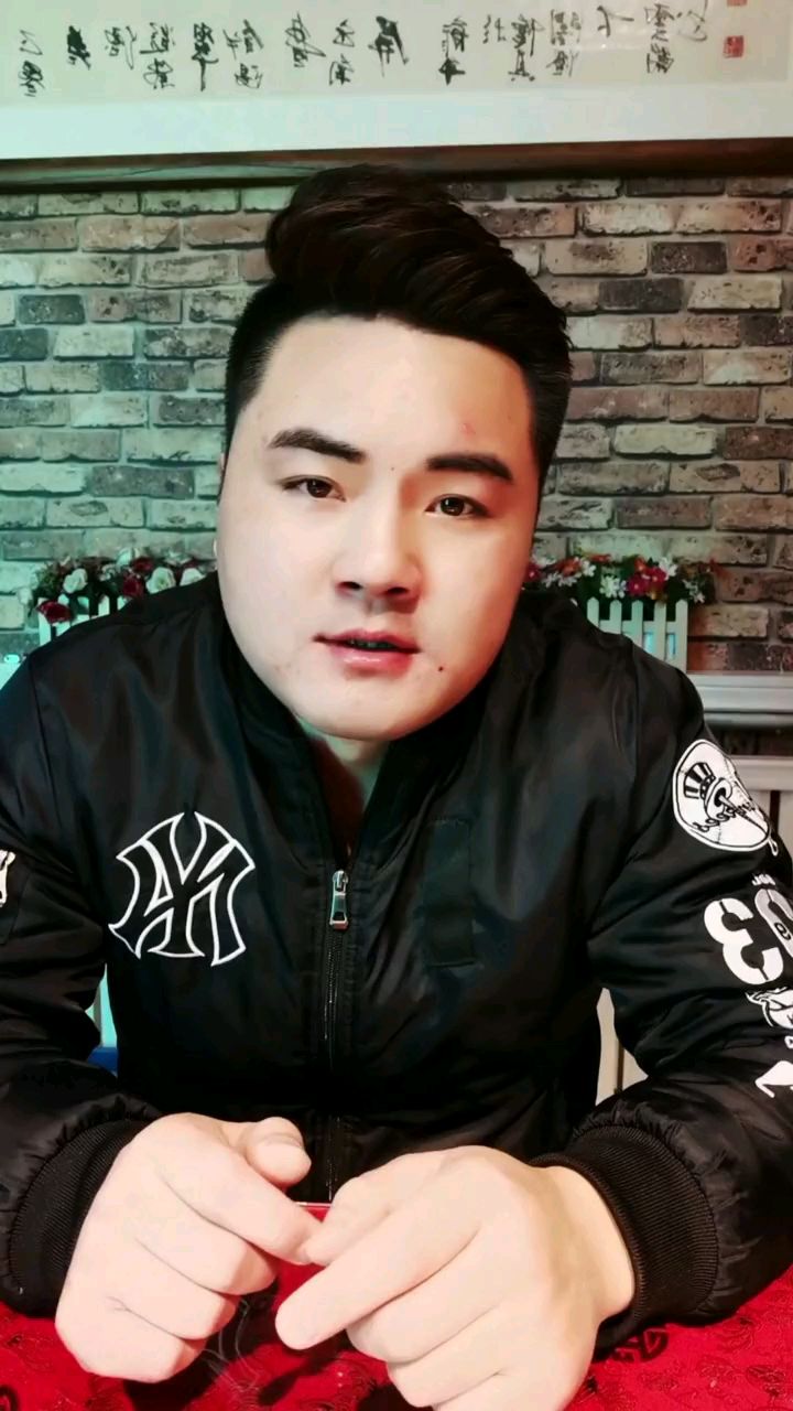 柴沟堡熏肉特色古法熏猪头