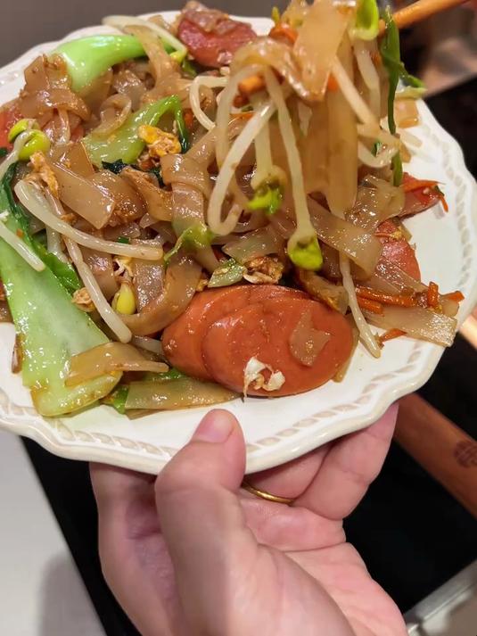 简单又好吃的炒河粉,天天做都吃不腻