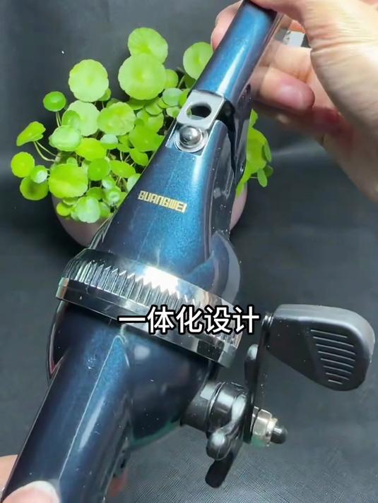 光威钓者乐海竿竿轮一体，折叠设计省空间，自带鱼线垂钓实用靠谱
