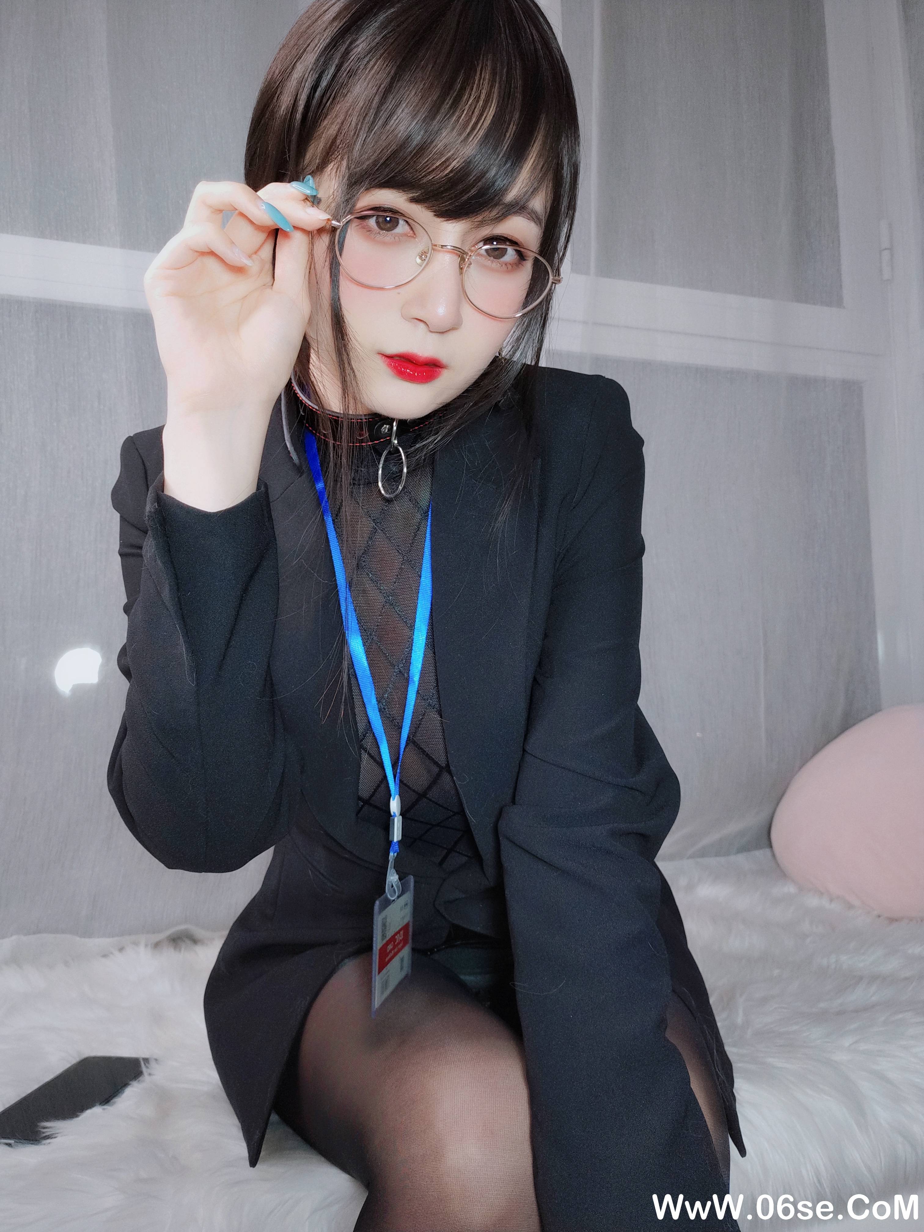 图片[11]-Coser小姐姐白银  NO.088– 黑丝情趣 [144P+8V1.22G]-六色网