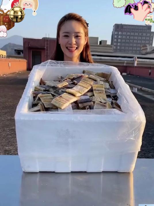 渔民新晒当季鳗鱼干,日晒风干,肉厚饱满,清蒸、红烧都很好吃