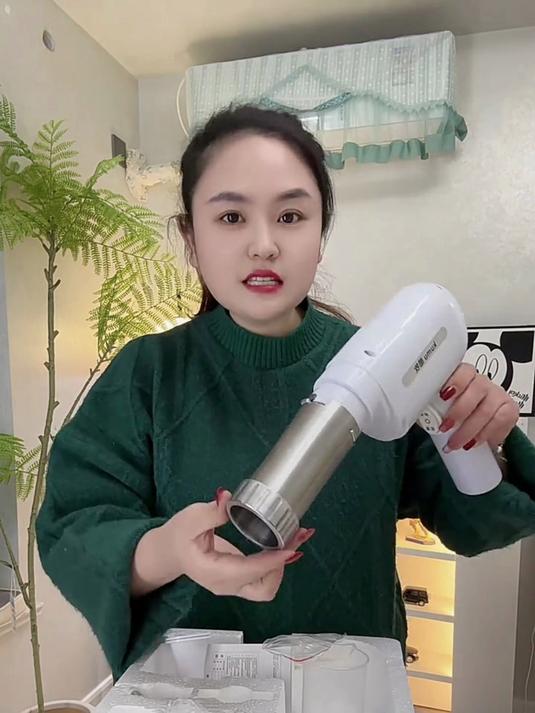 面食爱好者福音!五种面条随心压,多功能压面机,全家畅享美味