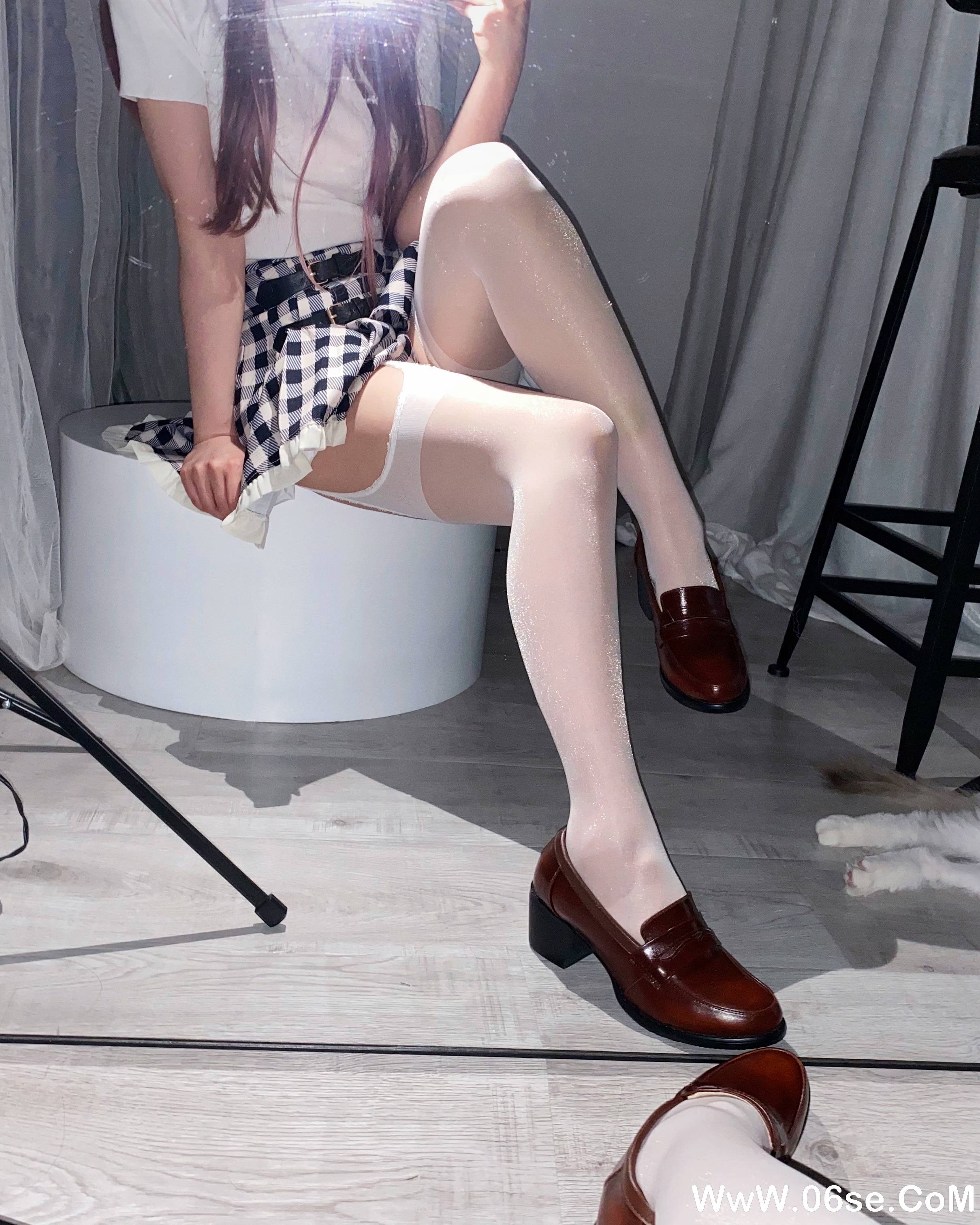 图片[3]-Coser小姐姐白银 NO.152 — 白丝兔女郎[168P+7V1.19G]-六色网