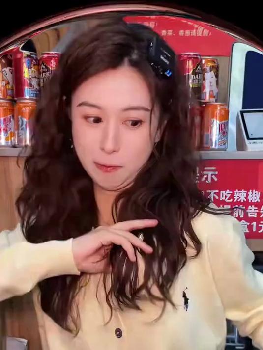 上海难得一见的陕西菠菜面,24小时营业,连大网红都来打卡!