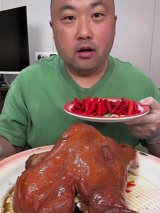 家常红烧猪头肉,香辣开胃,美味可口!