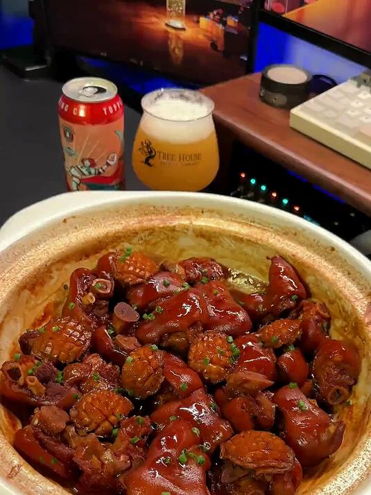 今晚吃点鲍鱼焖猪手,学起来到年夜饭露一手