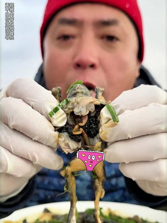 鲱鱼罐头炖林蛙
