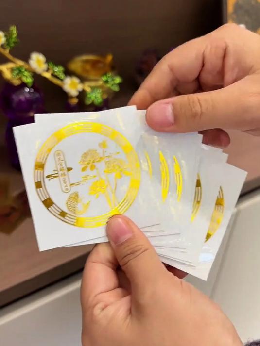 惟妙惟肖锦鲤!荷花贴纸栩栩如生