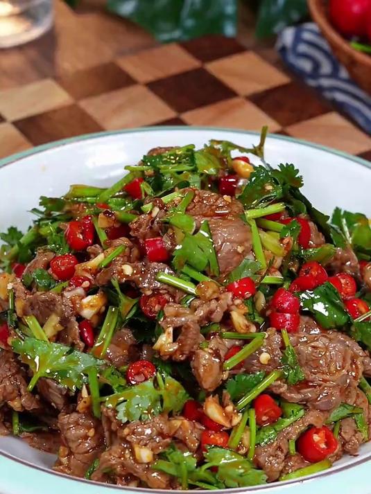 你老公又是夏天吃饭没有胃口,那你就像我这样做道香菜拌牛肉