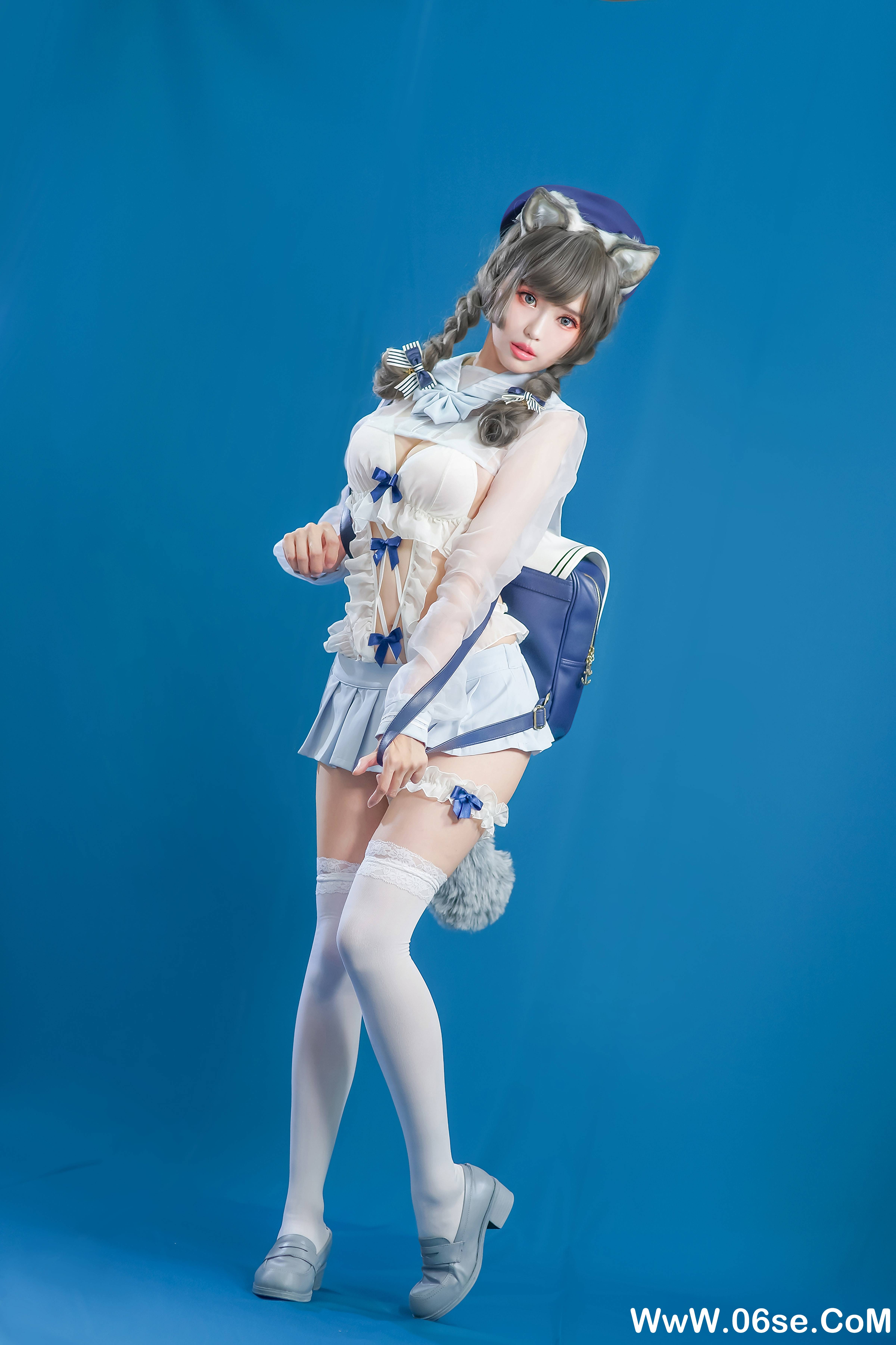 图片[13]-Ely_eee(ElyEE子) NO.035 — 灰太狼-泳圈[21P95M]-六色网