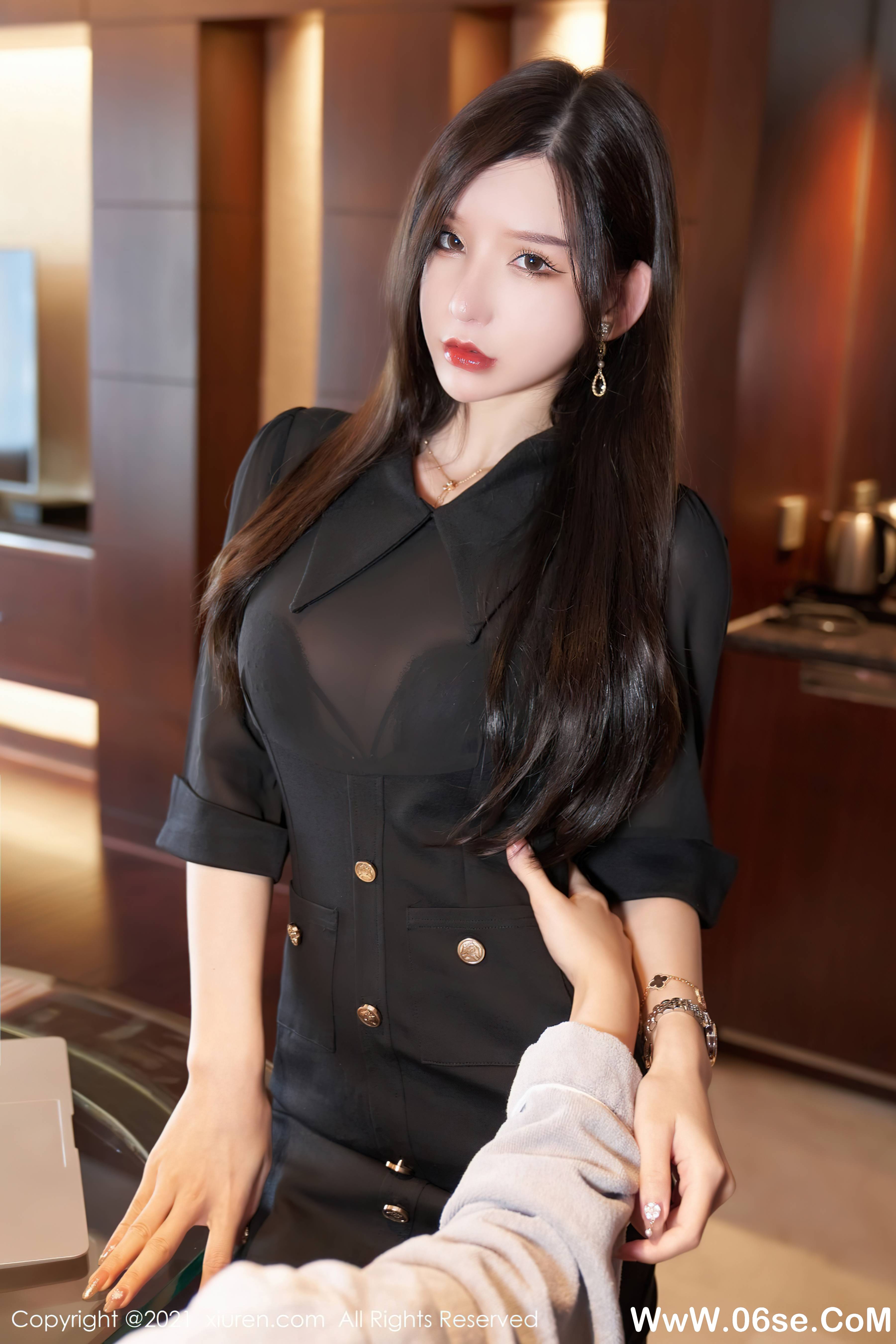 图片[2]-[XIUREN秀人网] 2021.11.09 NO.4193 周于希[77+1P862M]-六色网
