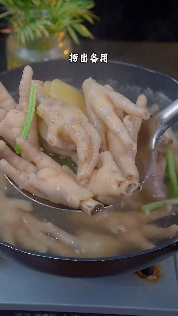 麻辣鸡爪的美食新做法
