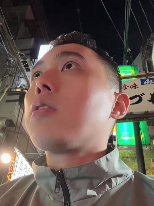 日本最脏寿司店，干净又卫生啊兄弟们！