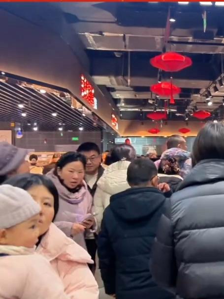 热烈祝贺泰来超市万达店升级开业