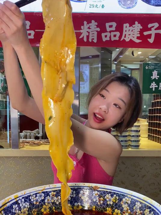 盘兰州大碗牛肉面,吃的不多只吃一碗!